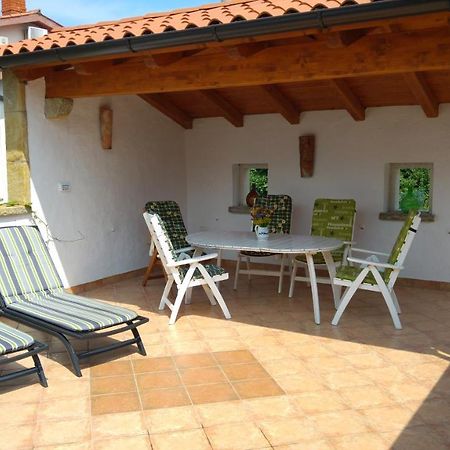 Kmetija Jogan, Wines & Apartments Pobegi Екстериор снимка