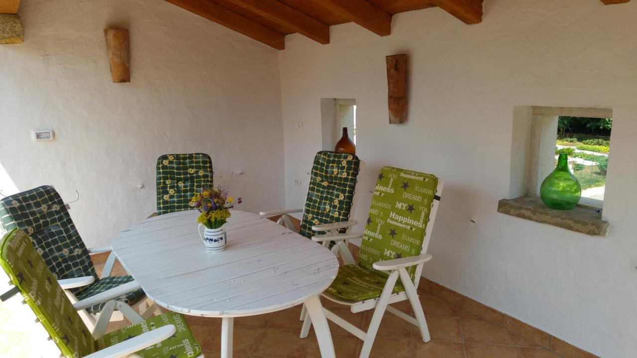 Kmetija Jogan, Wines & Apartments Pobegi Екстериор снимка